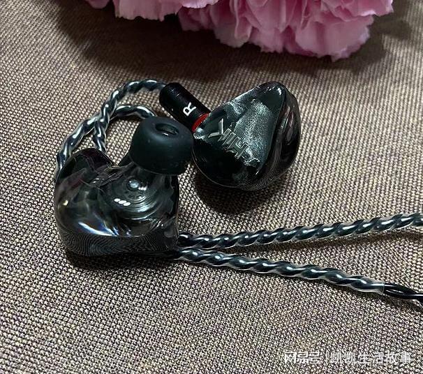 解析层次分明的有线耳机米乐m6声音动听细腻(图1)