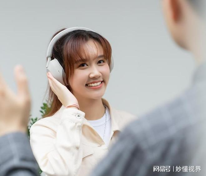 戴式降噪耳机推荐！米乐m6网站三款头(图2)